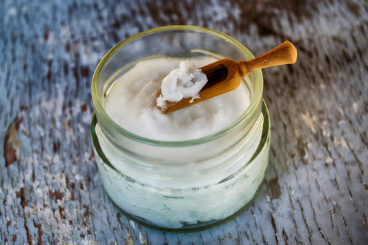 Coconut Oil in Skincare: Benefits, Risks, and When to Use It